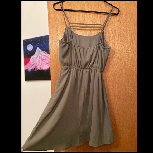 NWOT S Olive Green Princess by Vera Wang Dress π - Picture 3 of 3